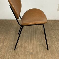 【新品】オシャレなレザー風　デザインチェア の画像