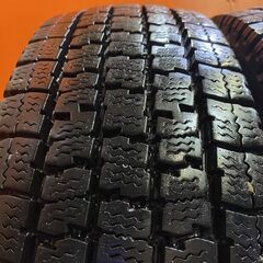 TOYO DELVEX M935 175/75R15 103/101N LT 15インチ ライトトラック用 スタッドレス 4本 22年製 バリ溝 トヨエース ダイナ等　(KTO496)の画像