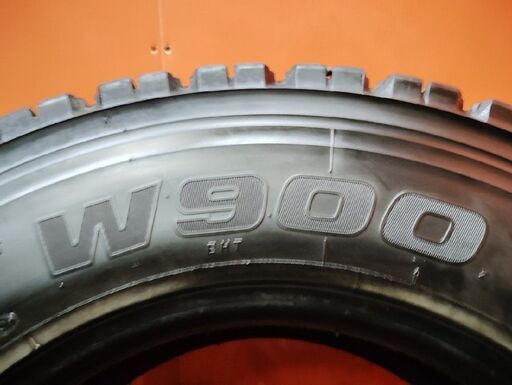 札幌発 引取OK BS W900 265/70R19.5 140/138J 19.5インチ トラックタイヤ スタッドレス 2本 バリ溝