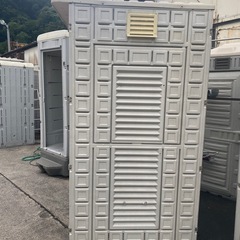 仮設シャワー　中古　清掃済み　給湯器付きの画像