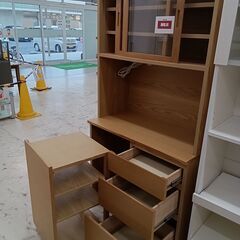 リユースのサカイ栃木店★ジモティ割あり★ 無印良品 食器棚 ベージュ W87.5×D45.5×H175.5 クリーニング済み TC10656の画像