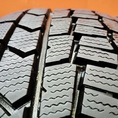 DUNLOP WINTER MAXX WM02 185/60R15 15インチ スタッドレス 2本 24年製 バリ溝 フィットシャトル ヴィッツ セレナ インサイト等　(KTE361)の画像