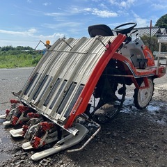 クボタ　田植機 4条植え セル付き　8.5馬力 乗用　田んぼ　水田 SPA45 ガソリン 農機具 田植え機 4条　ロータリー式　宮崎 簡易始動動画ありの画像
