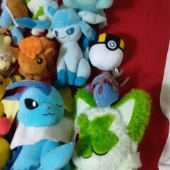 ポケモンキャラクターぬいぐるみ　24個　1個　100円の画像