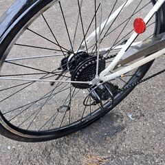 【リサイクルショップどりーむ天保山店】No.452　自転車　クロスバイク27インチ　LEDオートライト・切り替え・カゴ付き🎵　お買い得品🎵の画像