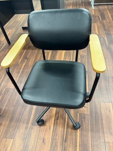 【最終値下げ】モダンオフィスチェア