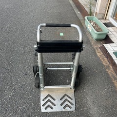 階段昇降車　ニュー階楽くんの画像