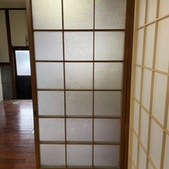 ◆解体間近・昭和レトロガラスの木製引き戸2枚セット　2000円の画像