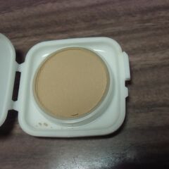 ●無料● マックスファクター ファンデーション サンプル（1.1g） 差し上げます。の画像