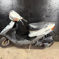 ★支払総額3.8万円★定休日なし！いつでも現車確認可能です！ ホンダ ライブディオ シルバー AF34 人気のライブディオ！ 2ストのためオイル注ぎ足すだけ！ バッテリー新品！ フロントディスクブレーキ！の画像
