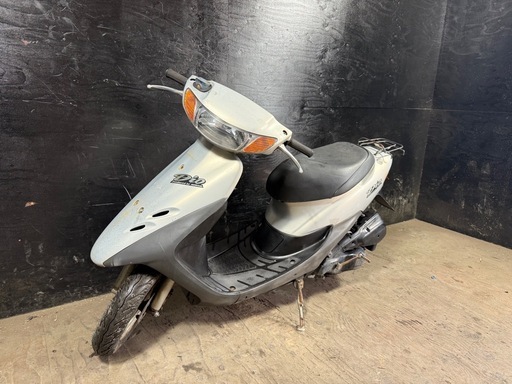 ★支払総額3.8万円★定休日なし！いつでも現車確認可能です！ ホンダ ライブディオ シルバー AF34 人気のライブディオ！ 2ストのためオイル注ぎ足すだけ！ バッテリー新品！ フロントディスクブレーキ！