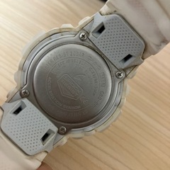 G-SHOCK ホワイトの画像