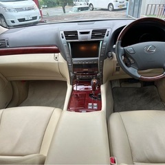 LS♪LS460バージョンS⭐︎サンルーフ付き！距離67000km♪車検R8.11.6の画像