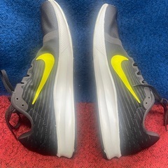 Nike Downshifter 8 スニーカー 908984-010 US9 スニーカー Newの画像