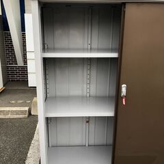 物置 イナバ MJX-135D 132×55×160 🚚自社配送時💳代引き可🚚(現金、クレジット、スマホ決済対応)の画像