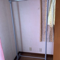 パイプハンガーの画像