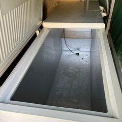 業務用 大型冷凍庫の画像