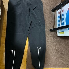 スポーツウェアロングパンツの画像
