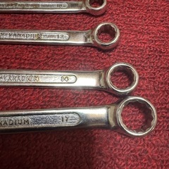 ②　メガネ　めがねレンチ　工具の画像