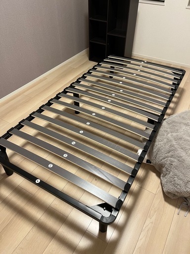 ベッドフレーム