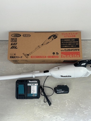 マキタ　充電式クリーナー　CL284FDRFW 掃除機