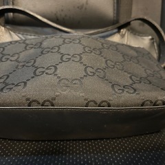 早い者勝ち GUCCI バッグの画像
