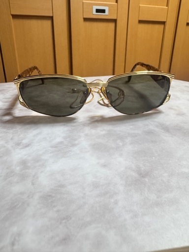 FENDI ゴールド メタルフレーム サングラス