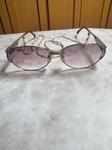 イブサンローラン　グレー サングラス メタルフレーム チェーン付き