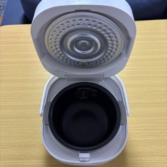 炊飯器　シャープ5.５号炊きの画像