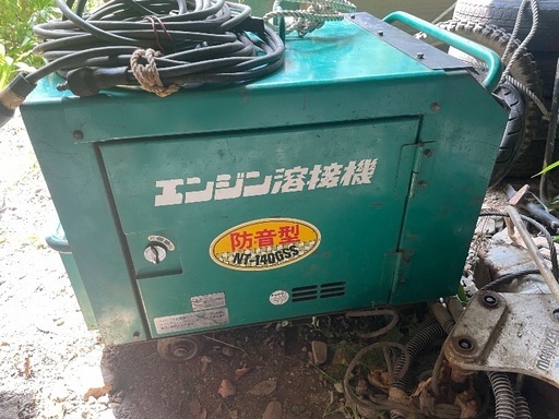 デンヨー　エンジン溶接機140GSS 防音型