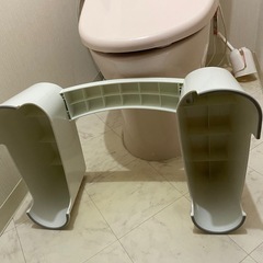 トイレ 踏み台 トイレスムーズ ステップ 洋式 和式 便秘解消 踏ん張り 介護用品 アイリスオーヤマの画像