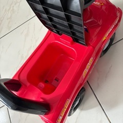 子供・スポーツカーの画像