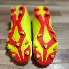 サッカースパイク　シューズ　22.5㎝の画像