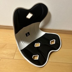 姿勢矯正チェアの画像