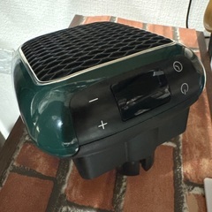 省エネ 小型 電気温風機 セラミックヒーター 2台有(1台の価格)の画像