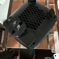 省エネ 小型 電気温風機 セラミックヒーター 2台有(1台の価格)の画像