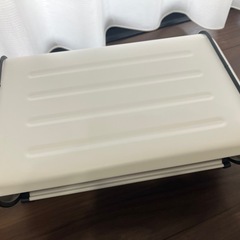 ブレットケース　ホワイトの画像