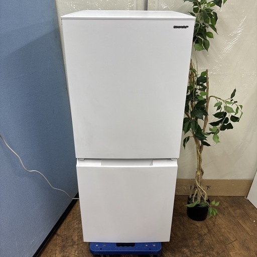 I775 ? 2023年製の高年式♪ SHARP 冷蔵庫 (152L) ⭐ 動作確認済 ⭐ クリーニング済