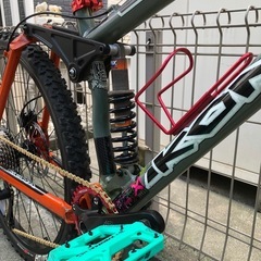 KONA STINKY フルサスカスタムの画像