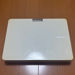 TOSHIBA ポータブルDVDプレイヤー の画像