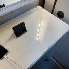 IKEAテーブル
の画像