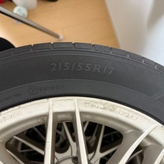 215 55R17 ホイール付きの画像
