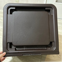 茶色　　プラスチック収納ケースの画像