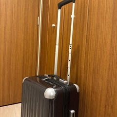 キャリーケース スーツケース 31L カーボンブラックの画像