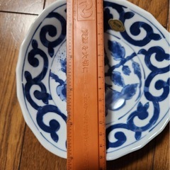 有田焼のお皿の画像