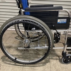 美品 車椅子 MIKI 介護　の画像