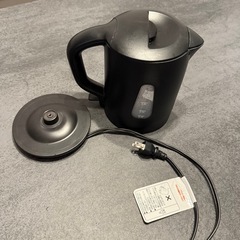 【動作確認済み】電気ケトル 1.0L ブラック　黒　HC-EK02 の画像