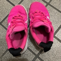 NIKE ナイキ　15cm ピンクの靴　キッズ　シューズの画像