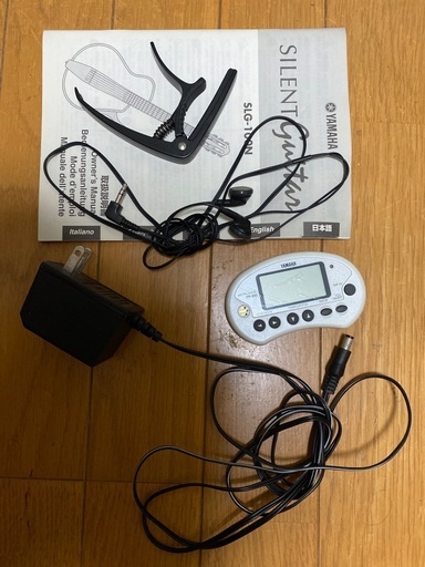 サイレントギター　ギター