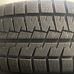 225/50R17 クムホ　スタッドレスタイヤ2本セット　バリ溝　1ヶ月使用　2024年製造　ベンツ　ボルボ　ワーゲン　　スバル　トヨタ　ホンダの画像